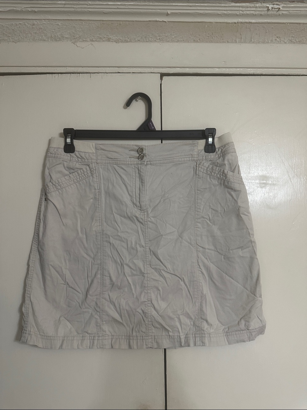 Karen Scott Light Gray Mini Skirt with Front Panels